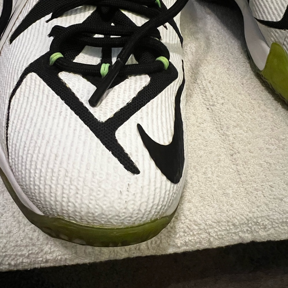 Nike LeBron 12 All-Star Game. Size 12. Preowned - Picture 7 of 9